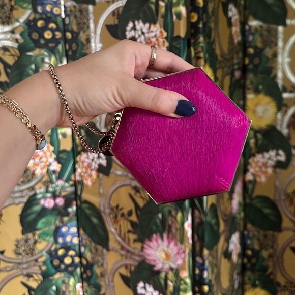 Brian Atwood Rare Neon Pink Geometric Runway Clutch Wristlet - Picture 2 of 12